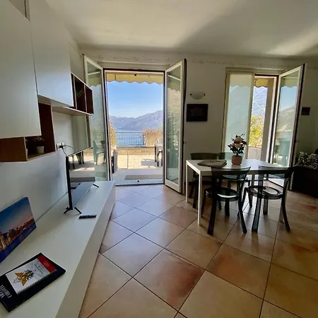 Apartment The Sky - Modern With Terrace View